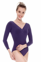 Load image into Gallery viewer, Scarlet - V-Neck Leo wiwth 7/8 Sleeves - D2880
