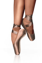 Load image into Gallery viewer, Virtual Elektra Tech™ Pointe Shoe Fitting
